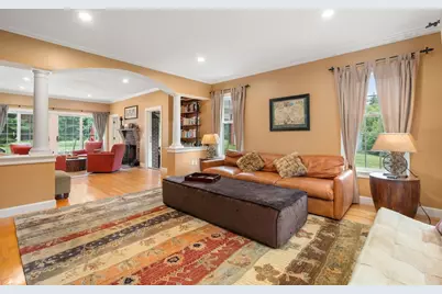 35 Houghton Ln, Boxborough, MA 01719 - Photo 10