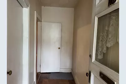 16 Middlesex Park, Lowell, MA 01851 - Photo 4