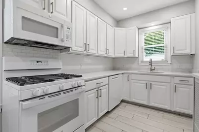 40 County St #1, Peabody, MA 01960 - Photo 6