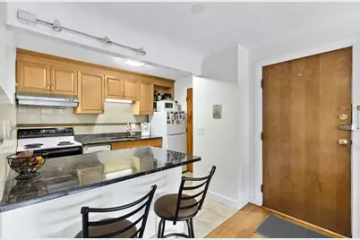 10 Commonwealth Ct #8, Boston, MA 02135 - Photo 6