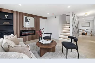 25 Bow St, Salem, MA 01970 - Photo 12