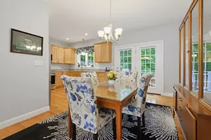 23 Williamsburg Way, Medway, MA 02053 - Photo 8
