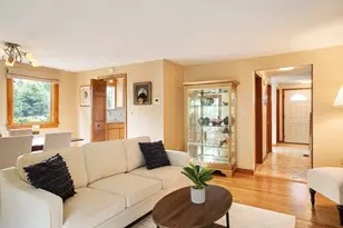 76 Grove St, Belmont, MA 02478 - Photo 6