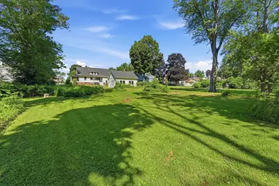 42 Ohio Avenue, West Springfield, MA 01089 - Photo 2