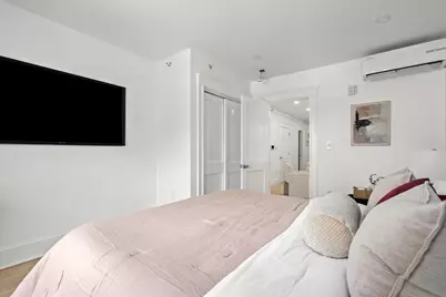 60 Derby St #1, Somerville, MA 02145 - Photo 16