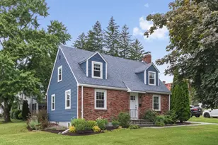 79 Cedarwood Ave, Waltham, MA 02453 - Photo 2