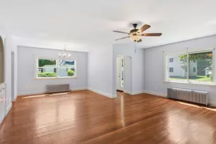 18 Wright St, Palmer, MA 01069 - Photo 6