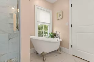 258 Cross St, Winchester, MA 01890 - Photo 16