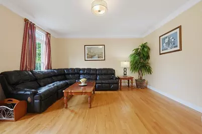 35 Howarth Dr, Upton, MA 01568 - Photo 6