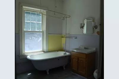 10 Aldrich St, Webster, MA 01570 - Photo 10