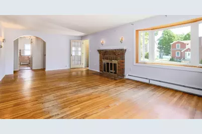 8 Knowles Rd, Worcester, MA 01602 - Photo 6