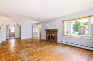 8 Knowles Rd, Worcester, MA 01602 - Photo 6