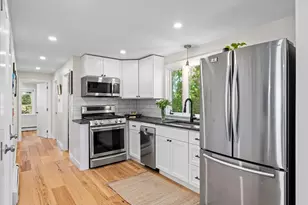 57 Overlook Rd, Marblehead, MA 01945 - Photo 8
