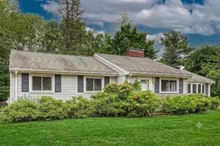 7 Laurel Rd, Sharon, MA 02067 - Photo 2