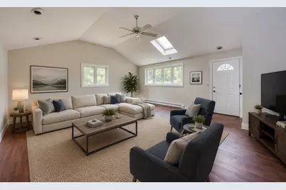 7 Laurel Road, Sharon, MA 02067 - Photo 8