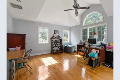 33 Russell Rd, Hanover, MA 02339 - Photo 4