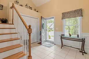 16 Ashton Ln, Millbury, MA 01527 - Photo 8