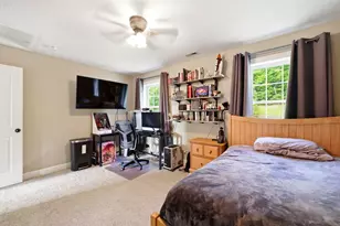 34 Bissonnette Cir, Southampton, MA 01073 - Photo 24