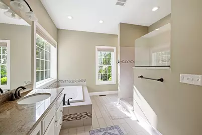 34 Bissonnette Cir, Southampton, MA 01073 - Photo 20