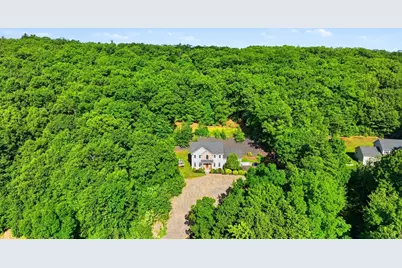 34 Bissonnette Cir, Southampton, MA 01073 - Photo 38