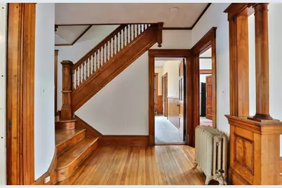 4 Trowbridge Rd, Worcester, MA 01609 - Photo 8