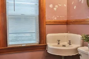 4 Trowbridge Rd, Worcester, MA 01609 - Photo 20