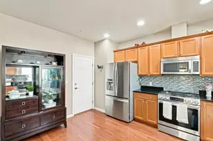 39 Frostpane Ln, Hopkinton, MA 01748 - Photo 12