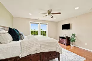 39 Frostpane Ln, Hopkinton, MA 01748 - Photo 24