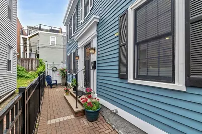 62 Pearl St, Boston, MA 02129 - Photo 26