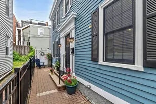 62 Pearl St, Boston, MA 02129 - Photo 26