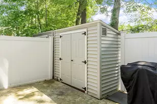 49 Meadow Pond Dr, Leominster, MA 01453 - Photo 20