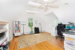 8 Upton St, Dunstable, MA 01827 - Photo 32