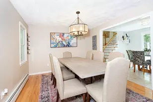 8 Upton St, Dunstable, MA 01827 - Photo 12