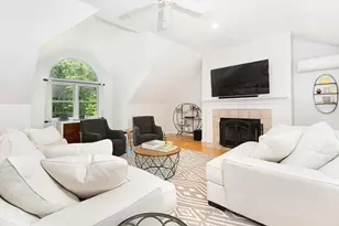 8 Upton St, Dunstable, MA 01827 - Photo 22