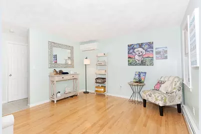 8 Upton St, Dunstable, MA 01827 - Photo 14