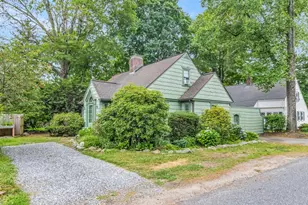 387 Willow St, Mansfield, MA 02048 - Photo 2