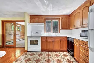 114 Glenellen Rd, Boston, MA 02132 - Photo 14