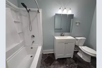 4 Holland Rd #3, Worcester, MA 01603 - Photo 8