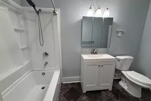 4 Holland Rd, Worcester, MA 01603 - Photo 8