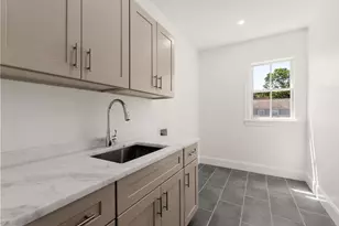 129 Jewett St, Newton, MA 02458 - Photo 12