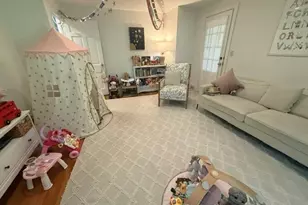 124 Pilgrim Rd, Wellesley, MA 02481 - Photo 10