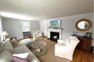 124 Pilgrim Rd, Wellesley, MA 02481 - Photo 8