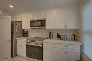 1 Glenwood St, Malden, MA 02148 - Photo 4