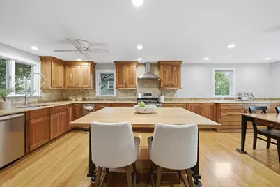 8 Brackett Ave, Stoneham, MA 02180 - Photo 16