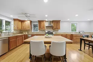 8 Brackett Ave, Stoneham, MA 02180 - Photo 16