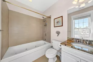 121 E Cottage St, Boston, MA 02125 - Photo 20