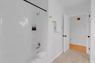210 Strong St, Amherst, MA 01002 - Photo 26