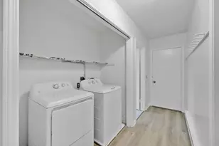 210 Strong St, Amherst, MA 01002 - Photo 28