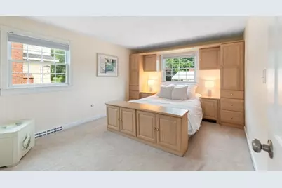 4 Rossmore Rd, Lynnfield, MA 01940 - Photo 16