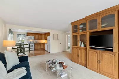 4 Rossmore Rd, Lynnfield, MA 01940 - Photo 10